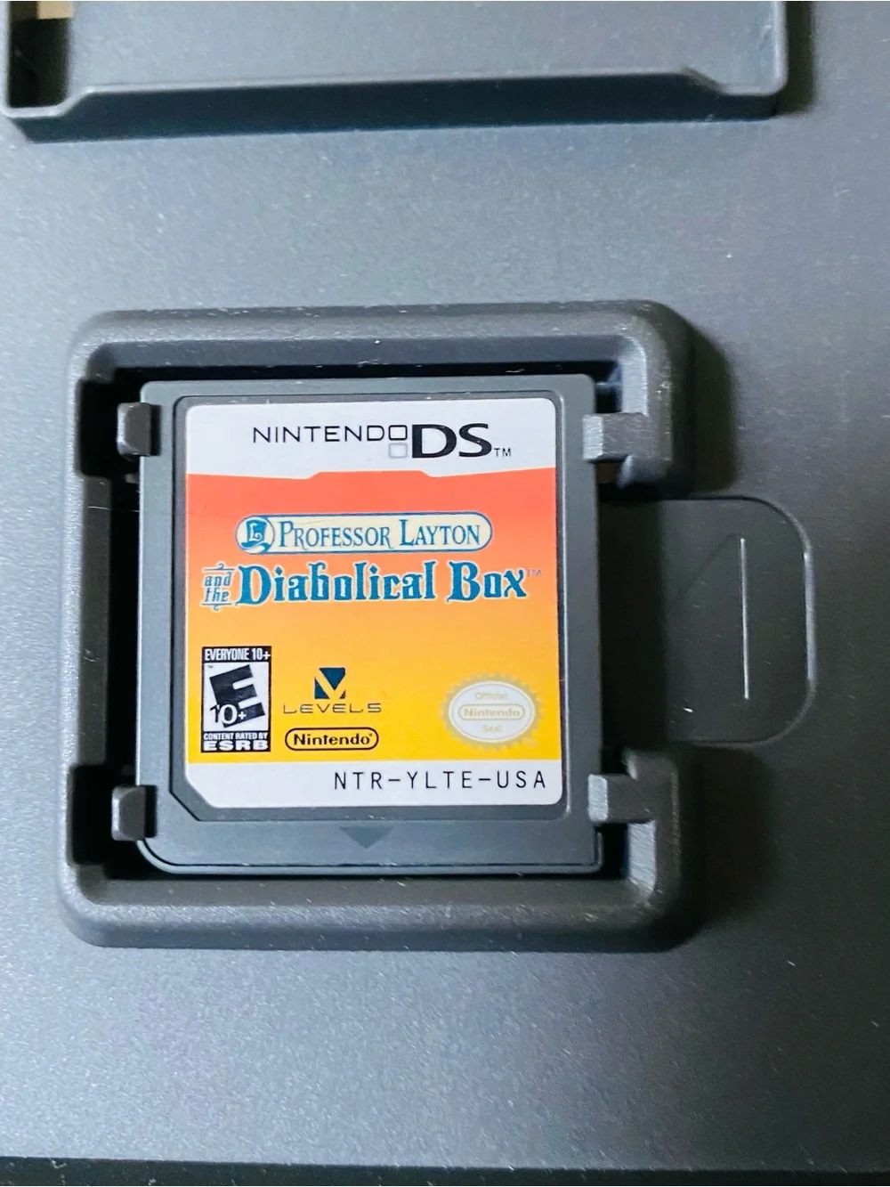 Nintendo Professor Layton & the Diabolical Box EUC includes box, game, pamphlet
